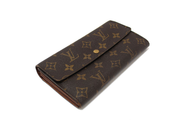 LOUIS VUITTON Louis Vuitton Classic Monogram Sarah Wallet | Italystation.com - Shop Now at italystation.com