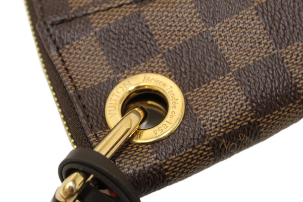Louis Vuitton Damier Ebene South Bank Besace Messenger Bag