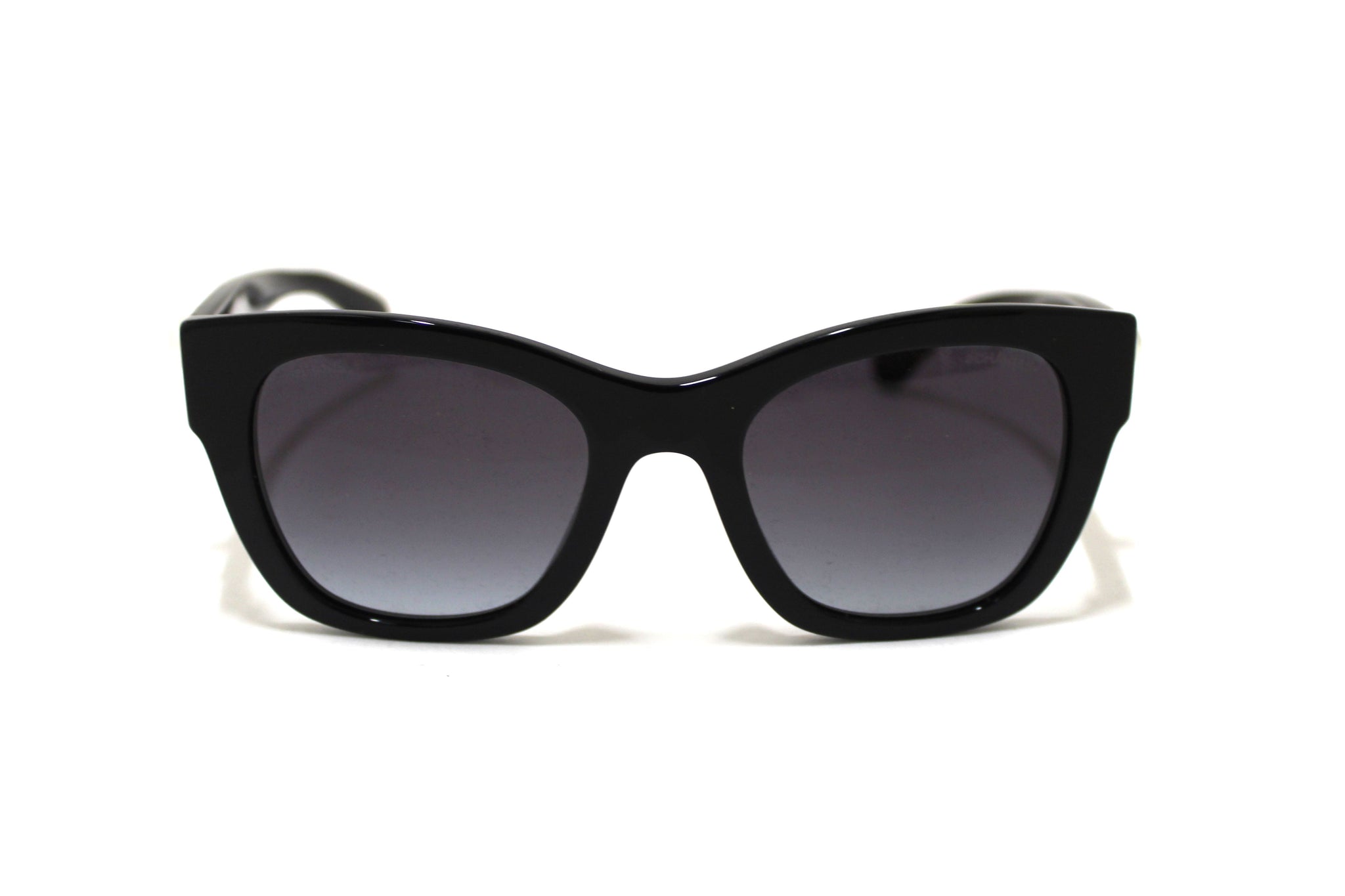 Chanel Black Polarized Charms Pearl Square Sunglass | Italystation.com - Now at italystation.com