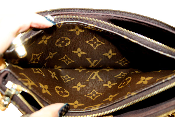 NEW Louis Vuitton Classic Monogram Liv Pochette Bag