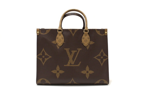 Louis Vuitton Giant Monogram Canvas OnTheGo MM Tote Bag