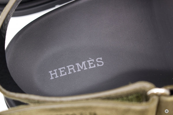 hermes-hzh-genius-sandal-suede-sandals-IS037207