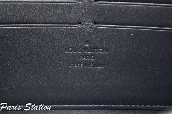 Limited Edition Louis Vuitton Teal & Beige Vernis Leopard Zippy Wallet