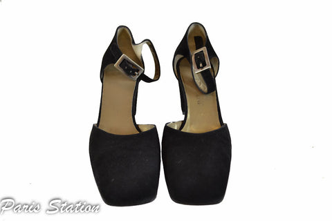Yves Saint Laurent Black Suede Sandals Size 7 | Italystation.com - Shop Now at italystation.com