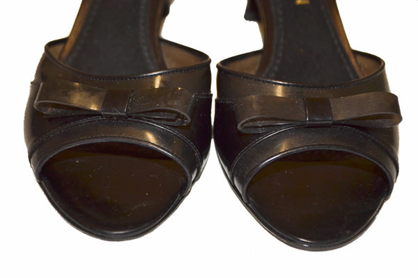 路易·威登（Louis Vuitton）黑色皮革橡膠弓涼鞋38