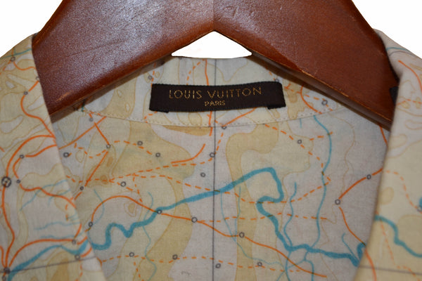 Louis Vuitton Boys Beige Button Up Shirt Size 8