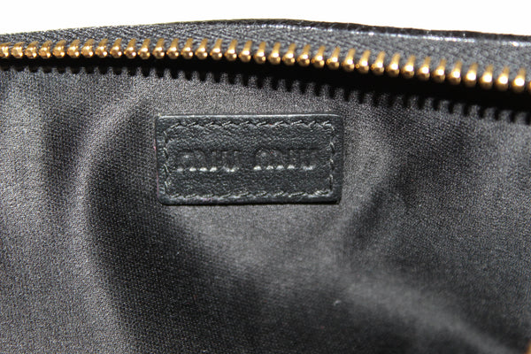 New Miu Miu Black Matelasse Distressed Leather Card Holder Wallet