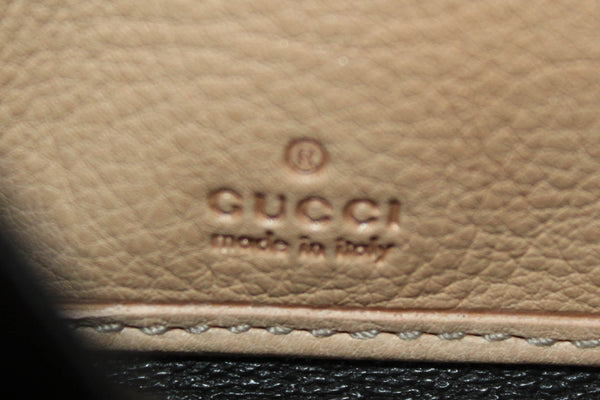 Gucci米色SOHO皮革拉鍊周圍的錢包