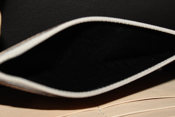 Gucci Beige Soho Leather Zip Around Wallet