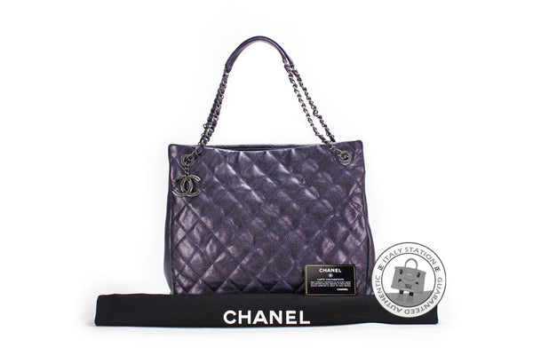 chanel-a-cc-shopping-bag-in-iridescent-calfskin-shoulder-bags-bkhw-IS017675