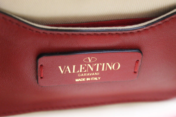 全新 Valentino Garavani 紅色絎縫皮革迷你 Candystud 手提包