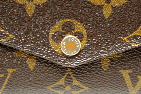 路易·威登（Louis Vuitton）經典會標帆布莎拉錢包