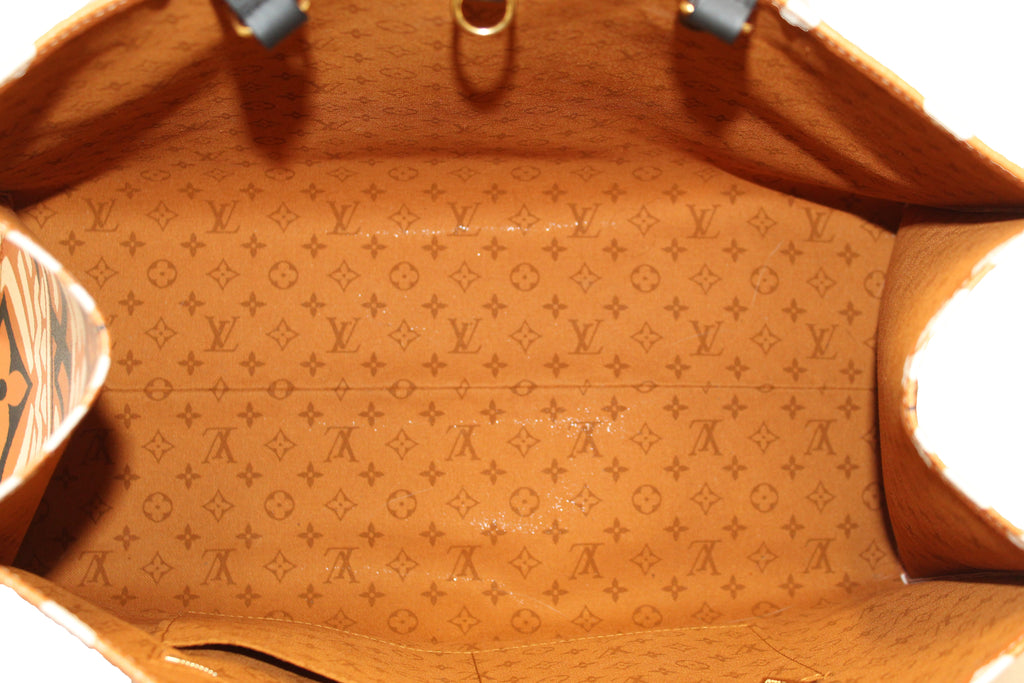 Authentic Louis Vuitton Limited Edition Crafty Monogram Giant OnTheGo GM  Tote – Italy Station