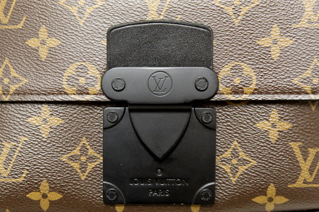 Authenticated Louis Vuitton Monogram S Lock Sling Brown Canvas