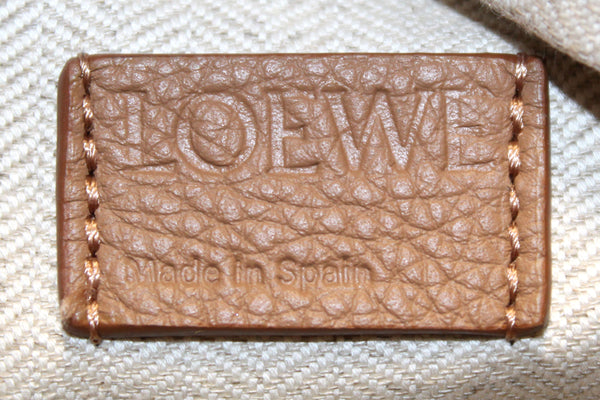 Loewe 棕色軟粒面小牛皮小號拼圖邊緣包