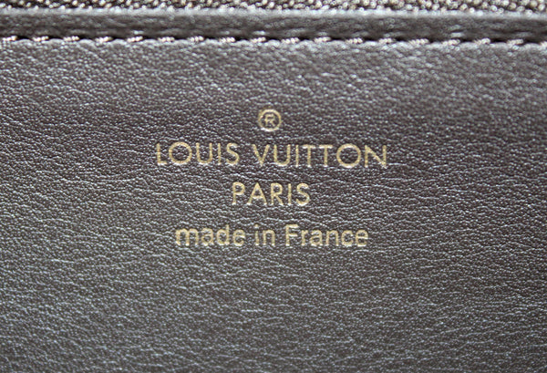 Louis Vuitton Galet Taurillon Leather Capucines Wallet