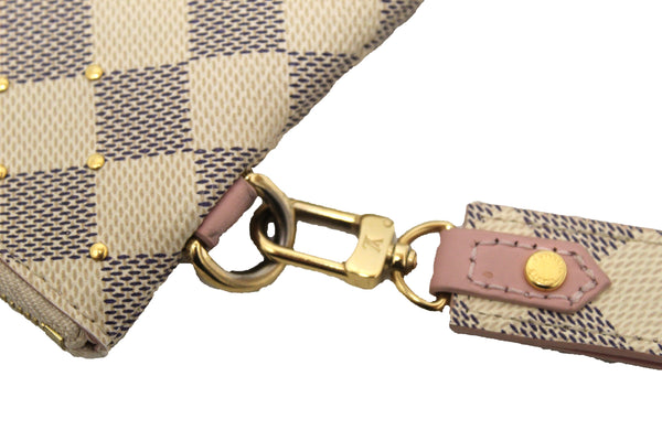 路易·威登（Louis Vuitton）達米爾·阿祖爾（Damier Azur）城市小袋手腕離合器