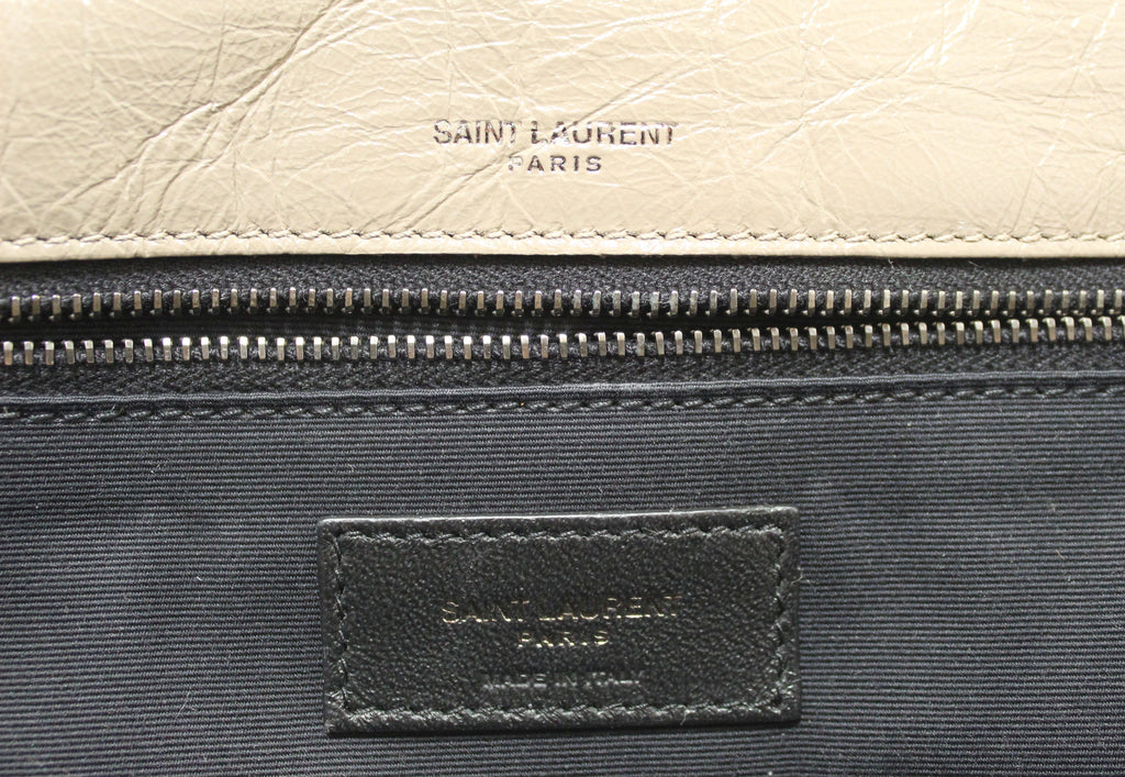 Authentic Yves Saint Laurent Ysl Greyish Brown Chevron Quilted Vinatge Leather Medium Niki Bag