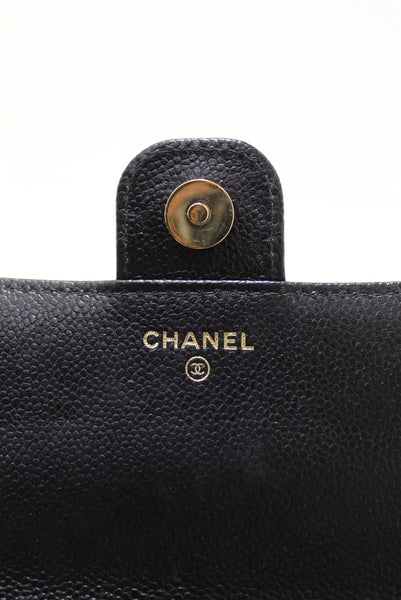 Chanel 黑色魚子醬絎縫皮革手機包鏈條斜挎包