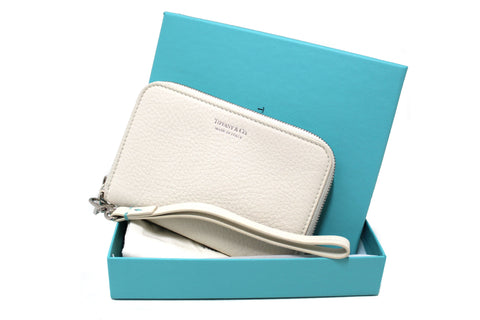 NEW Tiffany & Co. White Calfskin Leather Wristlet Wallet