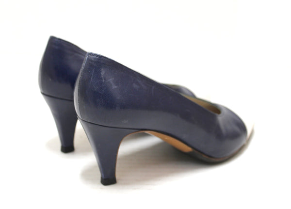 Chanel Navy and White Leather Pointed Heel size 35.5