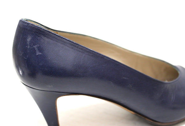 Chanel Navy and White Leather Pointed Heel size 35.5