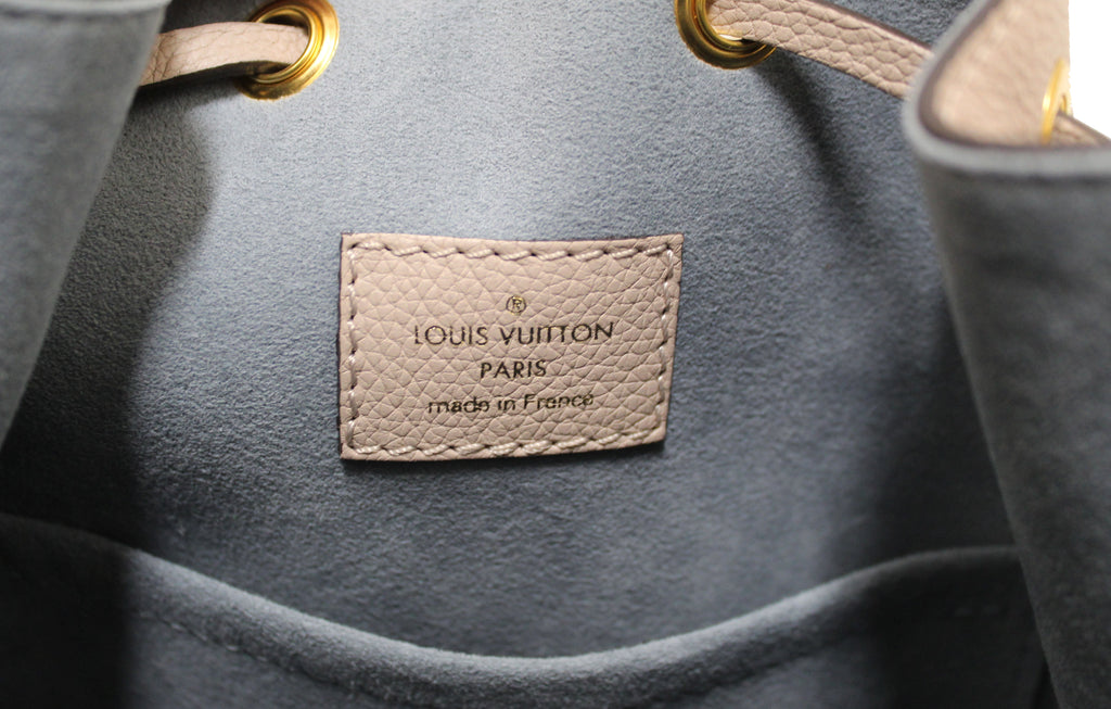 Louis Vuitton Lockme Bucket Calf Leather Shoulder Bag