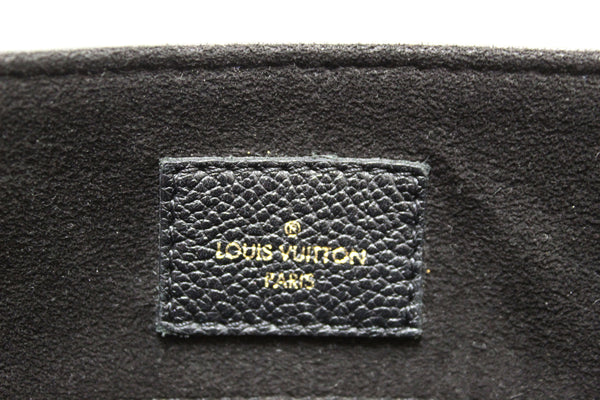 路易·威登（Louis Vuitton）黑色會標empreinte皮革喬治MM包