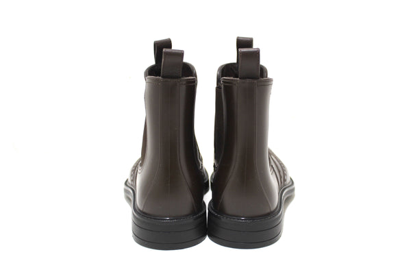 Salvatore Ferragamo Men's Chestnut Rubber Wingtip Brown Boots Size 7