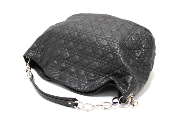 Christian Dior 黑色 Lady Dior Cannage 絎縫小羊皮柔軟中型流浪包