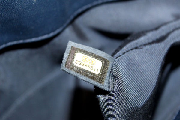 Chanel 絎縫藍色小羊皮皮革購物單肩托特包