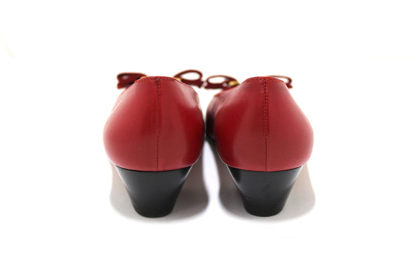 Salvatore Ferragamo Calfskin Red Leather Kitten Heel with Bow Size 6B