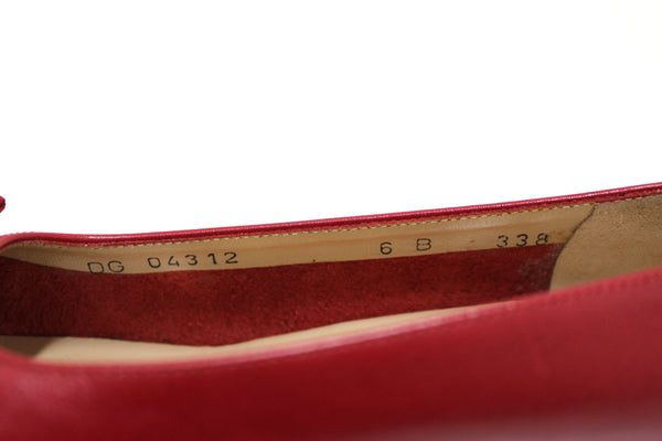 Salvatore Ferragamo Calfskin Red Leather Kitten Heel with Bow Size 6B
