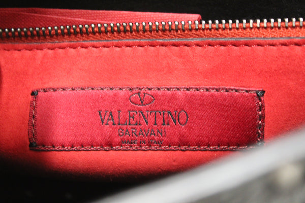 Valentino Garavani 黑色絎縫納帕皮革 Rockstud Spike 中型單肩包