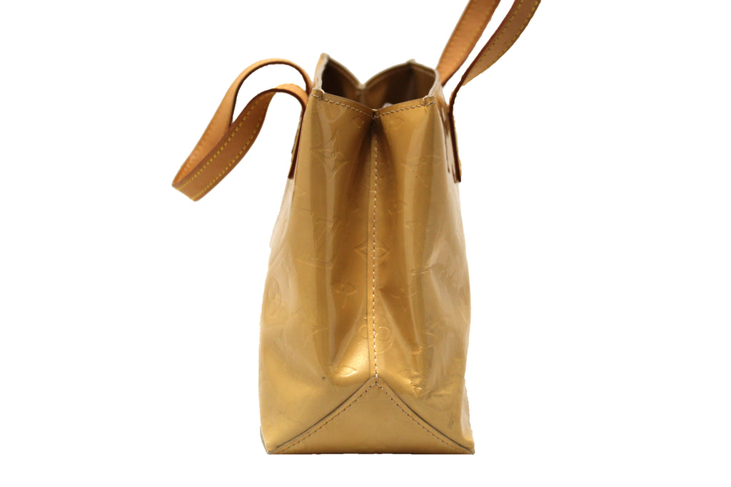 Authentic Louis Vuitton Beige Monogram Vernis Patent Leather Reade PM Bag –  Italy Station