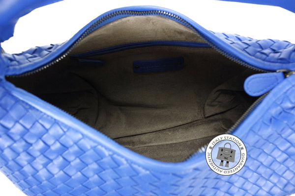 bottega-veneta-v-intrecciato-woven-leather-electrique-lambskin-shoulder-bags-IS026431
