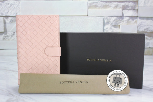 bottega-veneta-vn-intrecciato-nappa-intrecciato-woven-leather-leather-long-wallet-IS030317