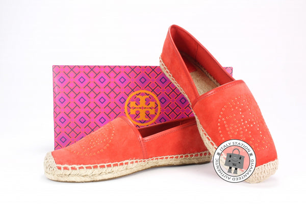 tory-burch-kirby-suede-mini-studs-shoes-IS032559