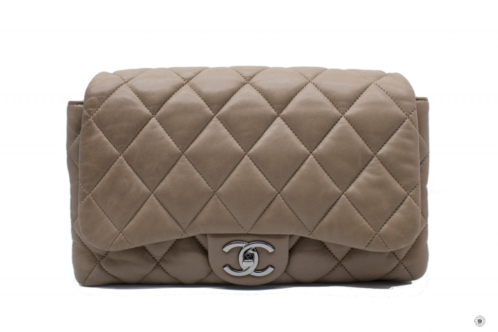 Chanel A48634 Y04639 Quilted Flap Taupe / 81344 Lambskin Shoulder Bags SHW