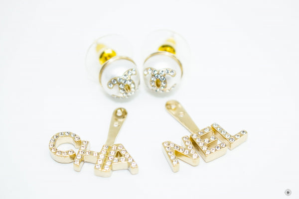 chanel-abb-metal-imitation-pearls-diamond-gold-pearly-whi-metal-earrings-ghw-IS036830