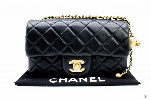 chanel-asb-classic-cc-flap-bag-lambskin-shoulder-bags-gbhw-IS036924