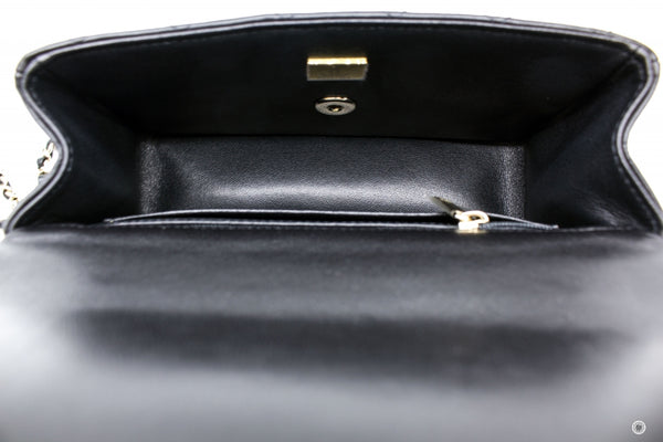 chanel-asb-mini-flap-bag-with-top-handle-lambskin-shoulder-bags-ghw-IS037006