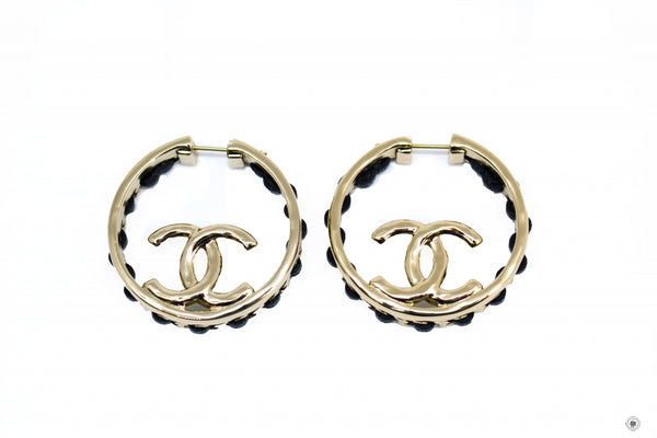 chanel-ab-b-cc-with-woven-chain-details-round-metal-cm-x-cm-earrings-IS037021