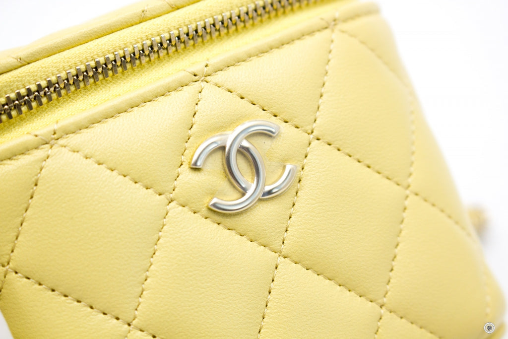 Chanel AP2198B06660 Small Vanity Case Yellow / NG754 Calfskin Shoulder Bags GHW