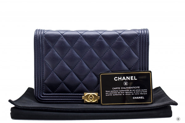 chanel-boy-wallet-on-chain-caviar-shoulder-bags-gbhw-IS037076