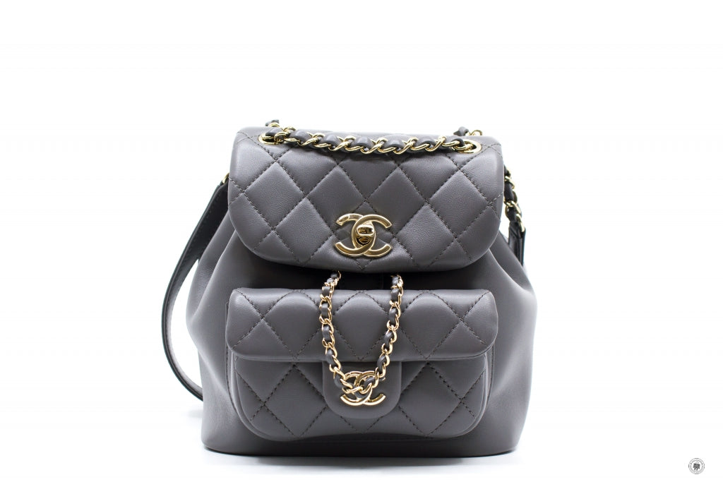 Duma leather backpack Chanel Grey in Leather - 33840618